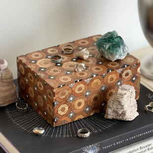 【路路通】印度进口纯手工牛骨拼接实木首饰收纳盒桌面好寓意摆件