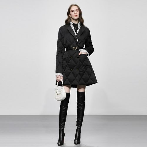 2025冬季新款气质百搭木耳边边西装领撞色黑色白鸭绒羽绒服外套