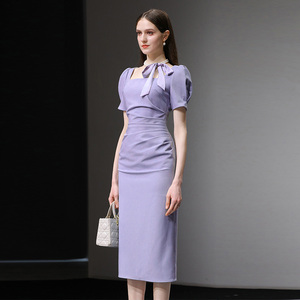 2026夏季新款气质优雅经典方领捏褶泡泡袖收腰修身包臀直筒连衣裙