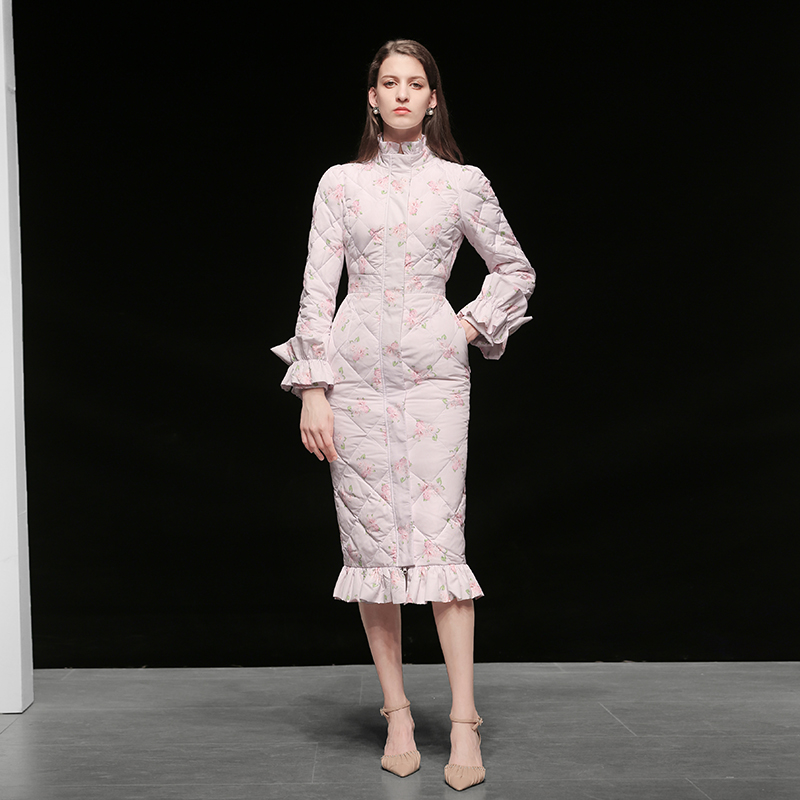 达菲2025冬季新款优雅气质碎花羽绒大衣修身木耳立领长款荷叶外套