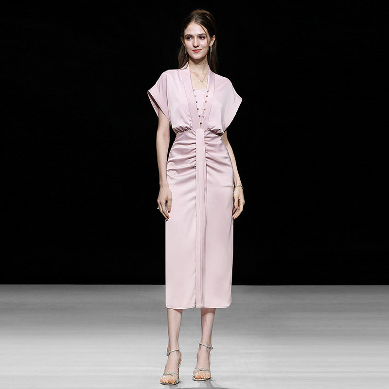 2026夏季新款优雅气质假两件装饰扣抽褶收腰翻折连袖V领连衣裙