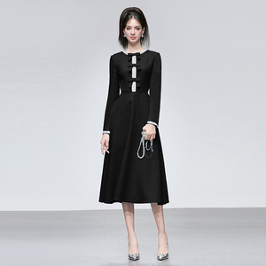 2026达菲春季新款钉珠镶钻蝴蝶结设计名媛奢华收腰大摆长裙连衣裙