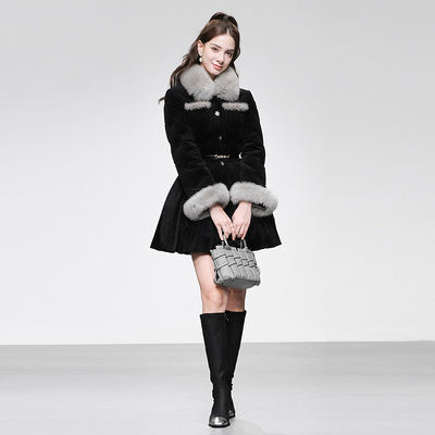 狐狸毛羽绒服千金玛德琳