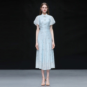 W夏季新款国风设计感翻领收腰大摆气质新中式晕染印花连衣裙