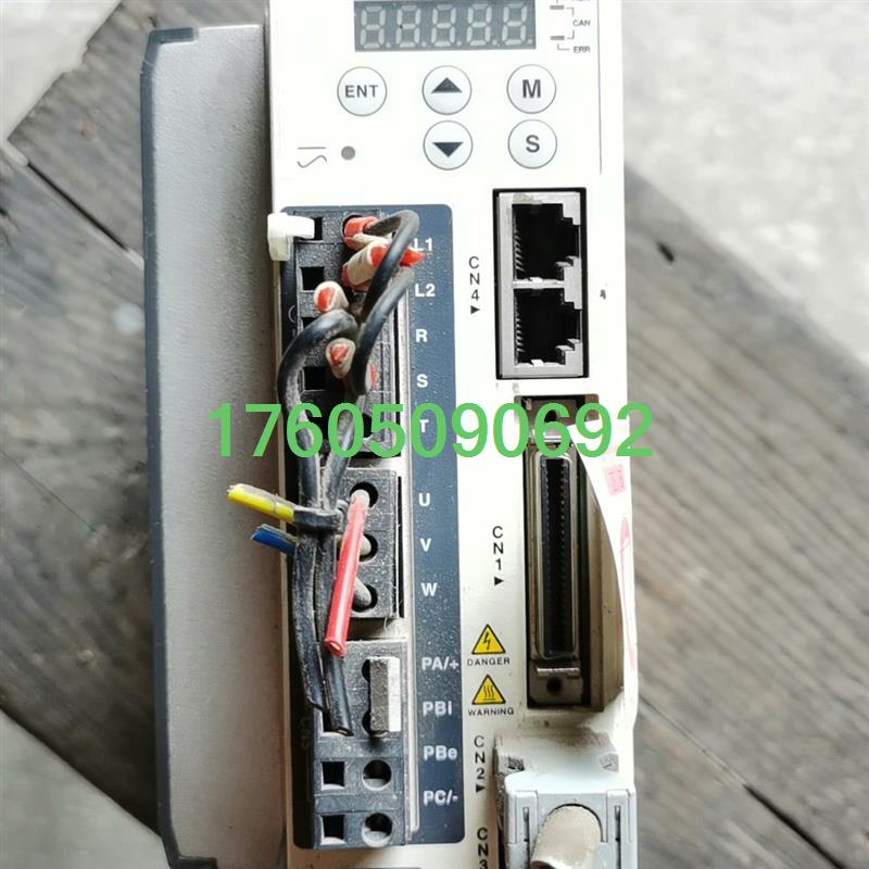 【议价】施耐德驱动器LXM23AU10M3X，二手拆机剪线，功能包好