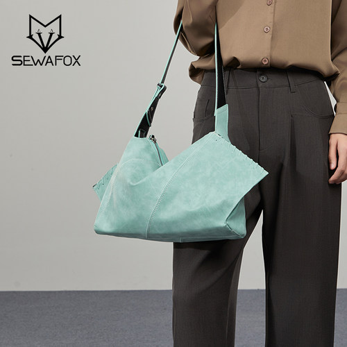 小众轻奢腋下包时尚百搭飞角包