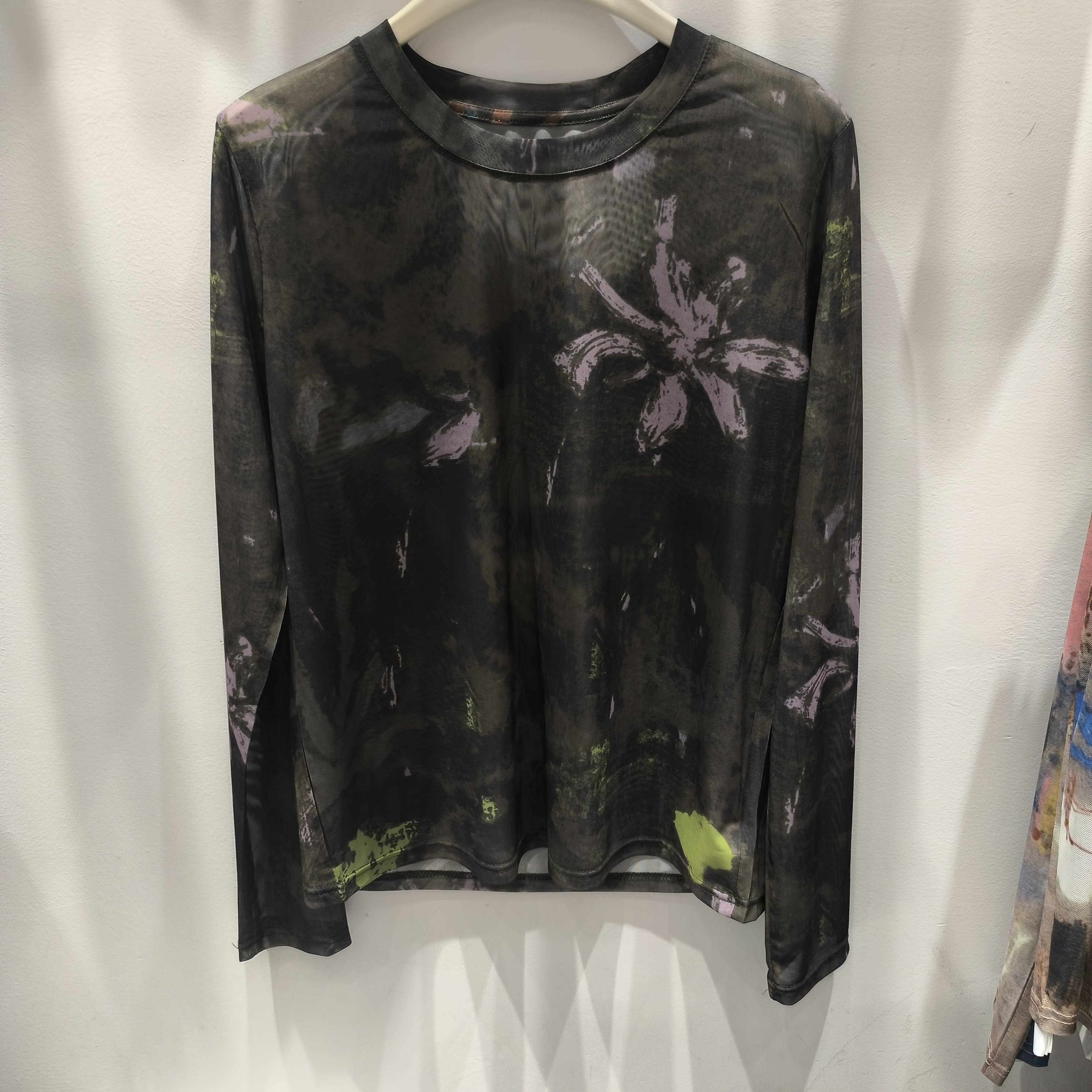 2026夏高街风扎染水墨花色圆领长袖T恤女时尚百搭显瘦透气上衣