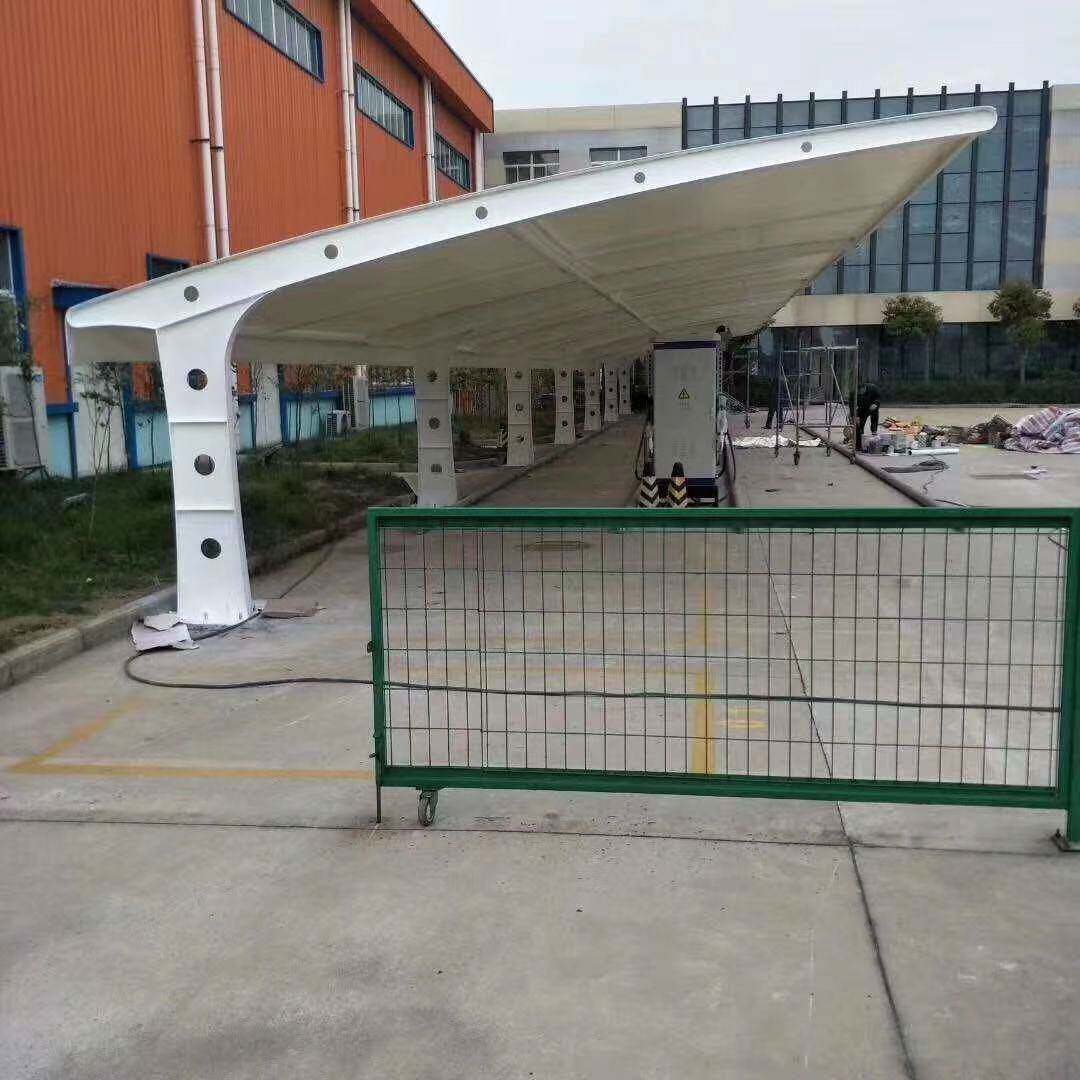 7字型膜结构车棚 充电桩加油站私家车停车棚电动车汽车遮阳棚雨棚
