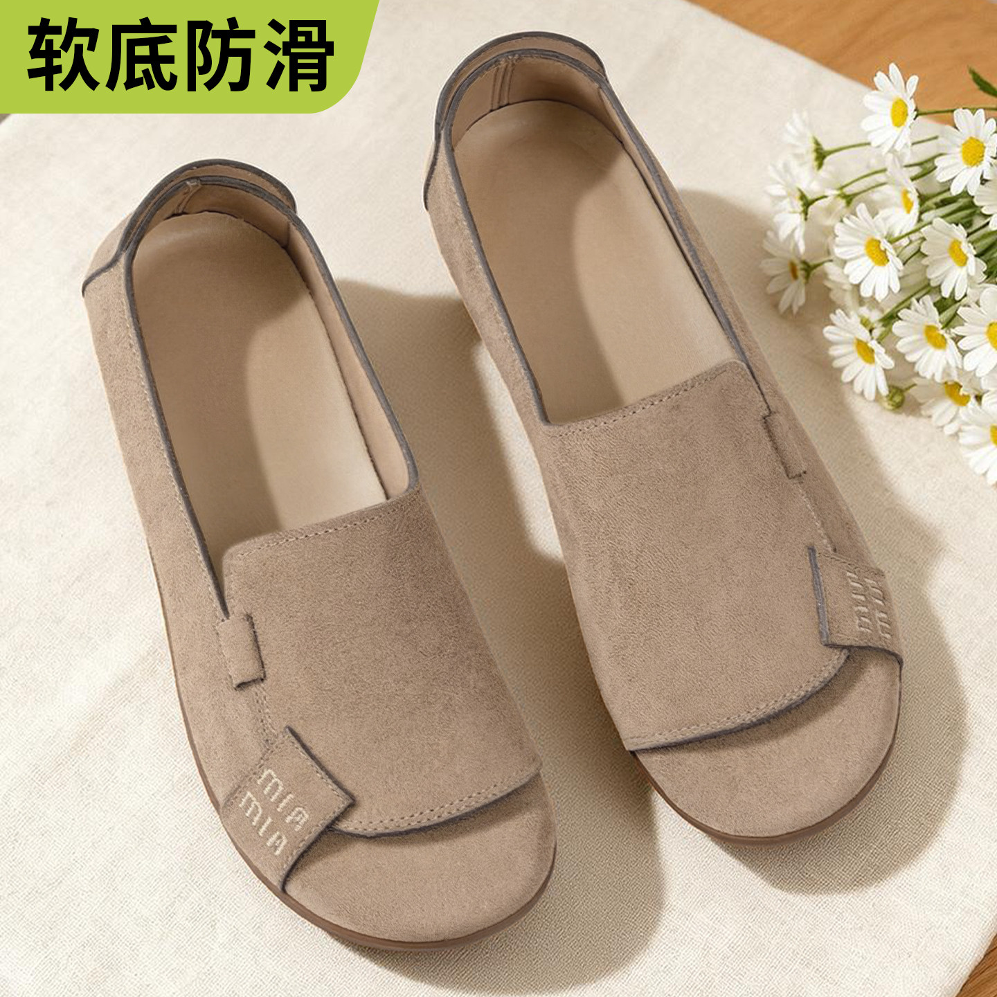 老北京布鞋女2026新款夏季透气轻便一脚蹬软底防滑不累脚舒适单鞋