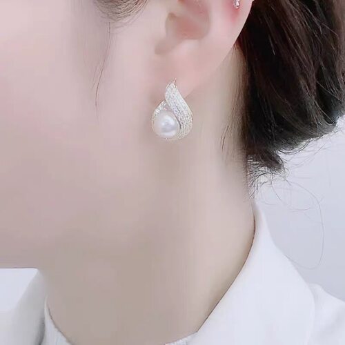 s925银针珍珠火焰花朵耳钉新款潮