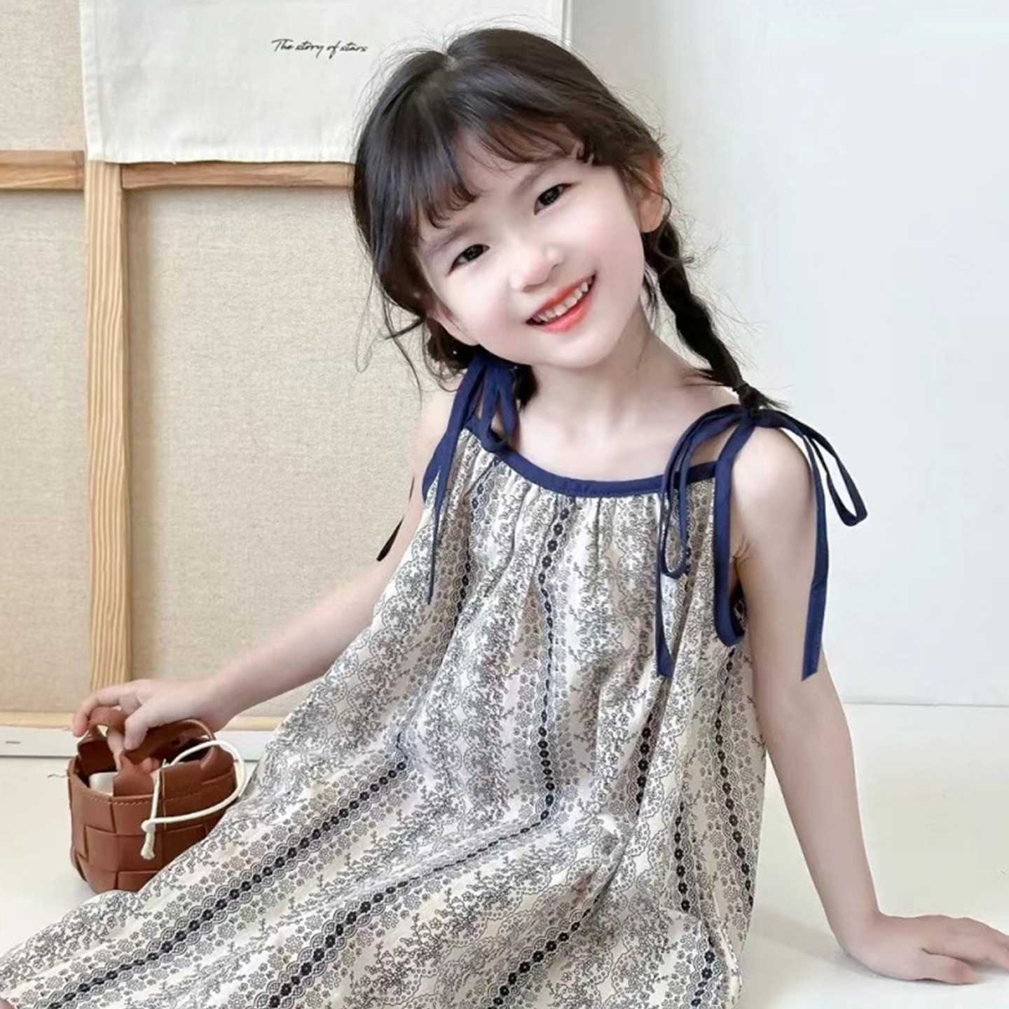 2025夏季新款女童连衣裙儿童韩版系带可爱小清新宽松条纹吊带裙子