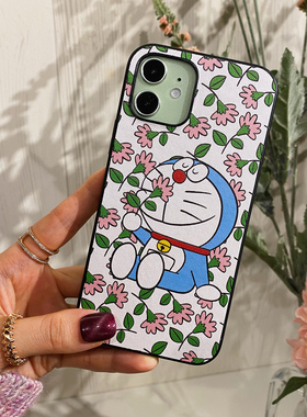 哆啦A梦适用苹果13/14pro全包皮壳情侣手机壳防摔iPhone14plus/15promax斜跨保护套12promax/mini