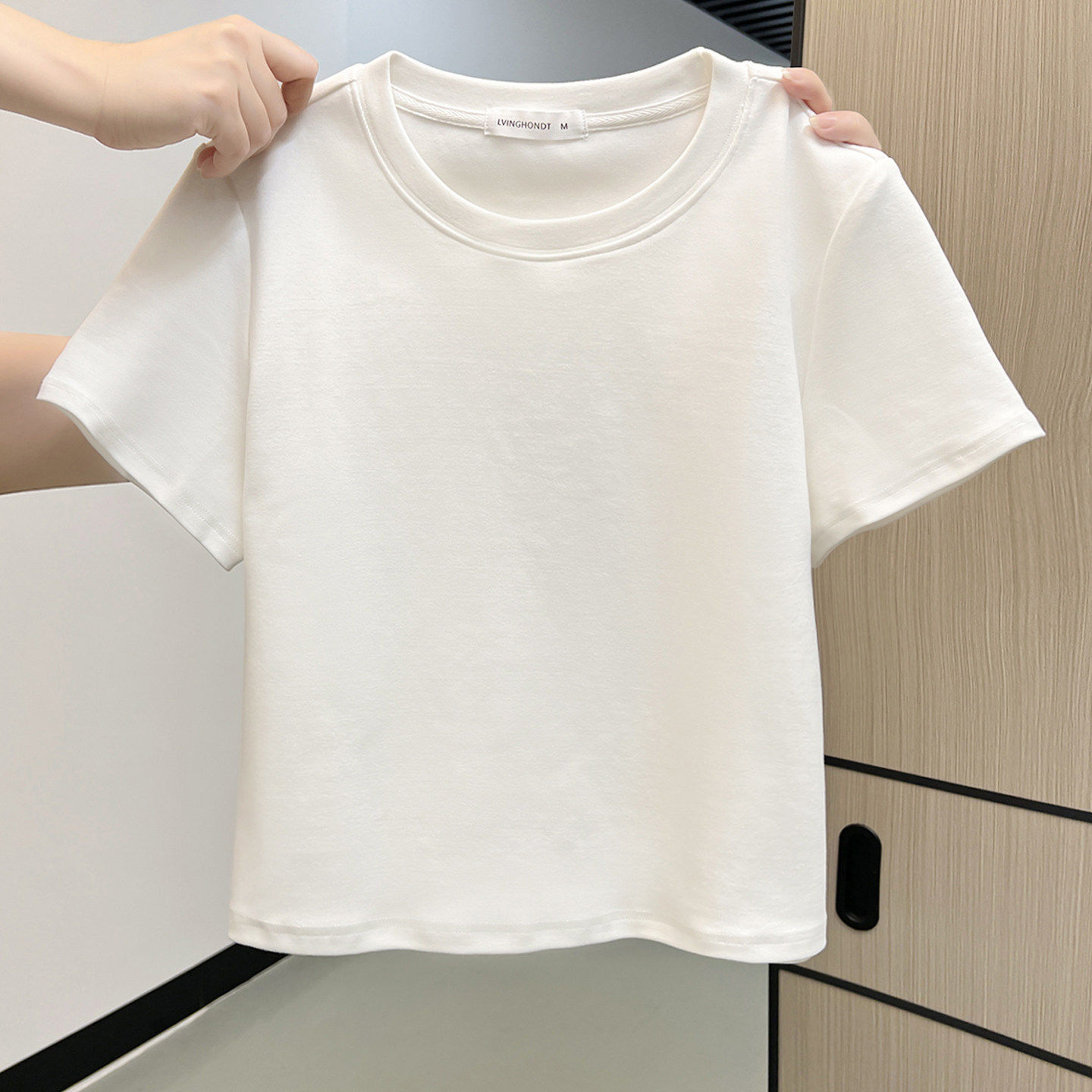 韩版短款白色好穿短袖T恤女2025早秋新款显瘦百搭加厚纯色上衣ins