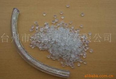 透明PVC颗粒吹塑硬瓶料水管用
