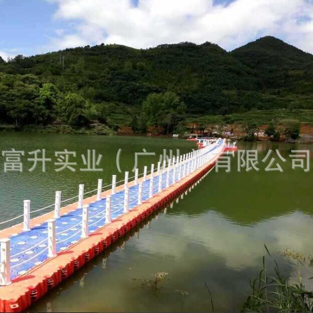 厂家直供水上码头浮桥浮筒现货