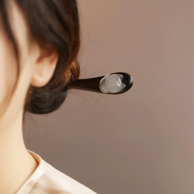 白玉小狐狸新中式简单古风木质簪子头饰发簪汉服盘发檀木木簪女