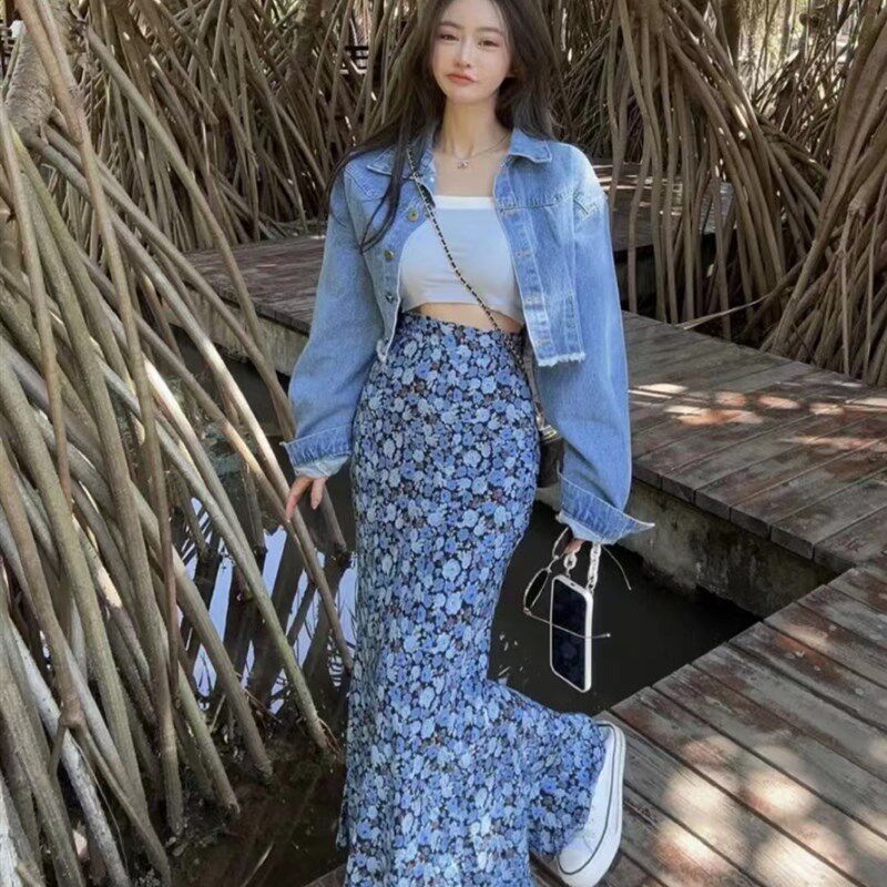 夏季新款高腰显瘦碎花鱼尾半身裙夏天配T恤小个子遮胯复古长裙子
