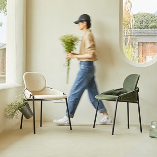 森川家具设计师餐椅高级感北欧中古轻奢化妆书桌椅休息区接待桌椅