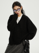 Sayhitotomato 桃雾汽水 羊毛软糯基础V领通勤宽松美丽奴毛衣