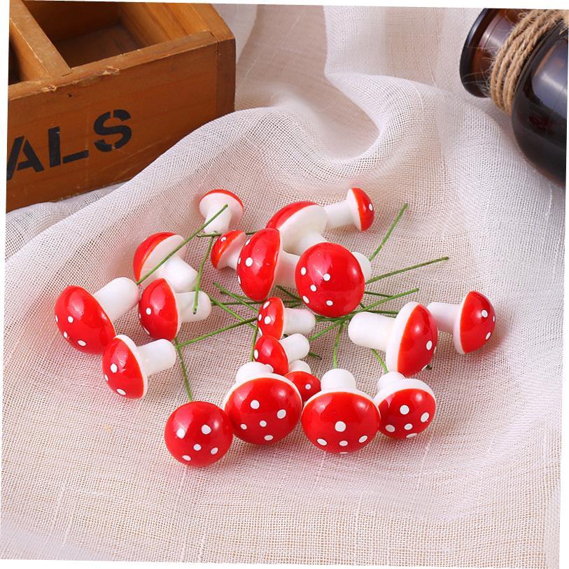 christmas decoration tree Small mushroom accessories 小蘑菇