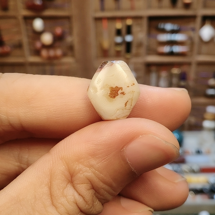 巴克特里亚菱形缠丝板珠13.6x15m