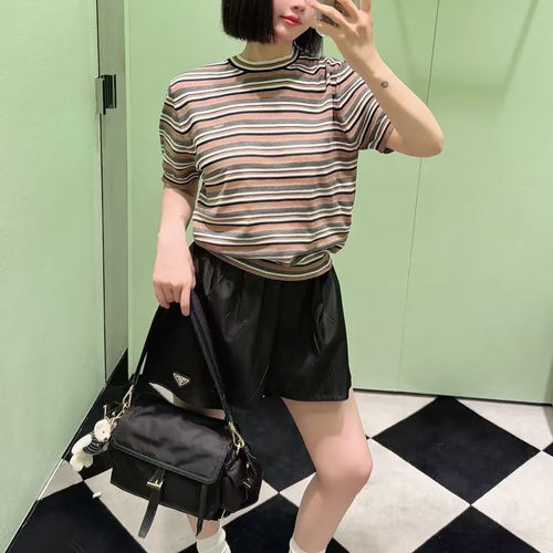 丝棉混纺撞色条纹字母提花针织衫