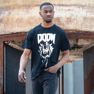 周边INSERTCOIN毁灭战士