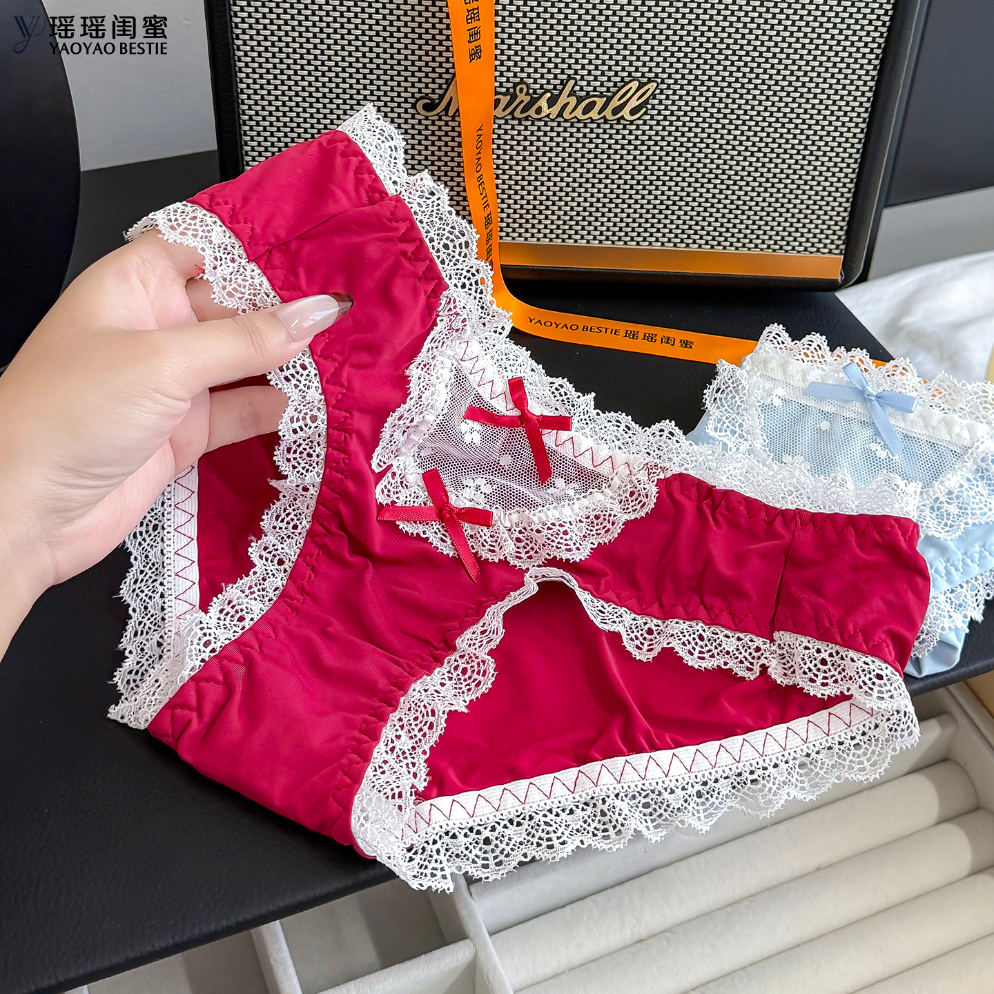 蓝色洛丽塔内裤女瑶瑶闺蜜