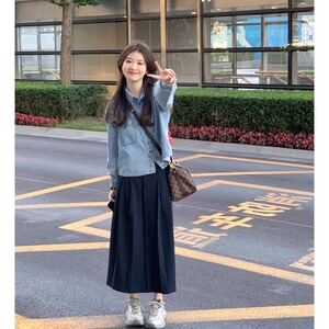 港味复古chic牛仔衬衫外套女秋盐系穿搭小个子设计感半身裙两件套