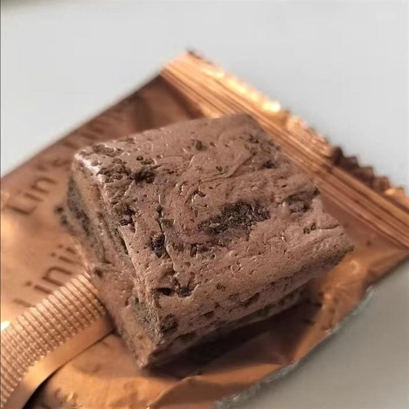 雪花酥巧克力味零食小吃网红休闲食品牛轧饼干奶芙年货婚礼糕点心