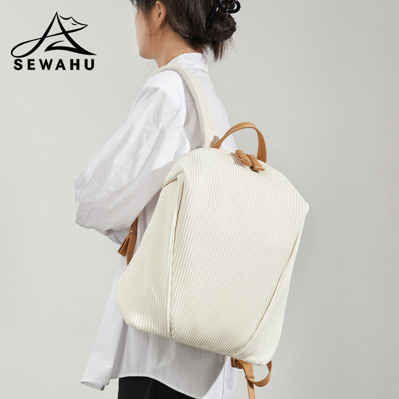 简约设计感小众双肩包女通勤电脑大容量旅行背包2025新款防水书包