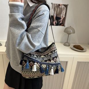 云南手工编织包西双版纳傣族包包小众复古流苏包女凤凰古城纪念品