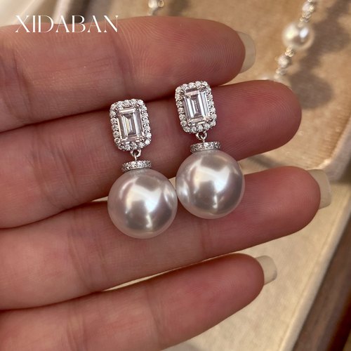 正圆强光澳白小方糖耳钉S925纯银