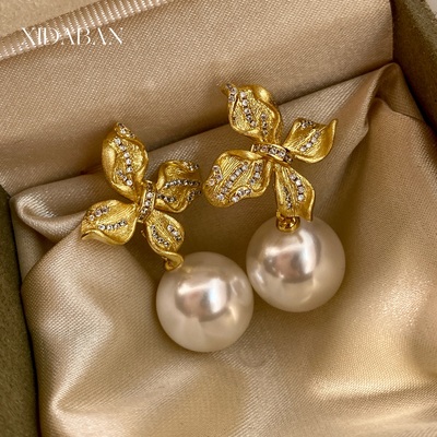西大班澳母贝大点位珍珠耳环