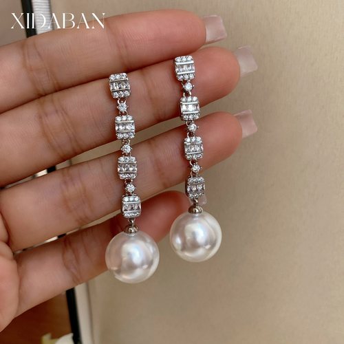 西大班镶满锆长款流苏珍珠耳环女