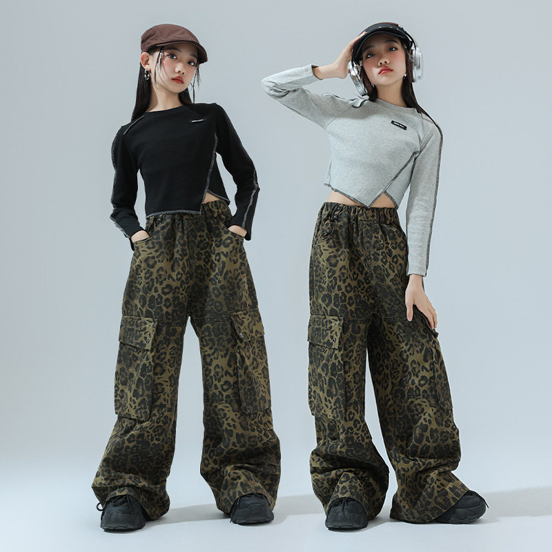 女童街舞演出服hiphop潮酷模特走秀豹纹潮服套装儿童爵士舞表演服