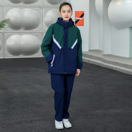 新款中小学生高中生秋冬男女校服冲锋衣加绒防水防风班服两件套