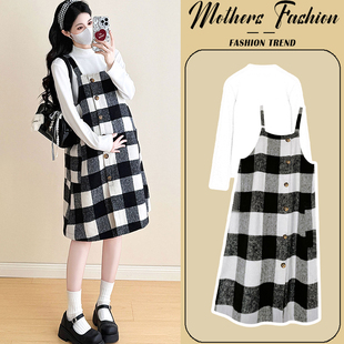孕妇连衣裙套装秋冬2026新款孕期穿搭小个子韩版潮妈背带裙两件套