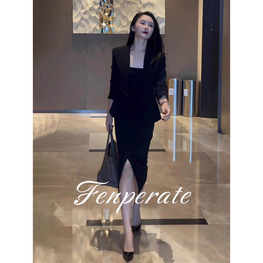 FENPERATE轻奢时尚高端西服套装女秋季简约西服外套连衣裙两件套
