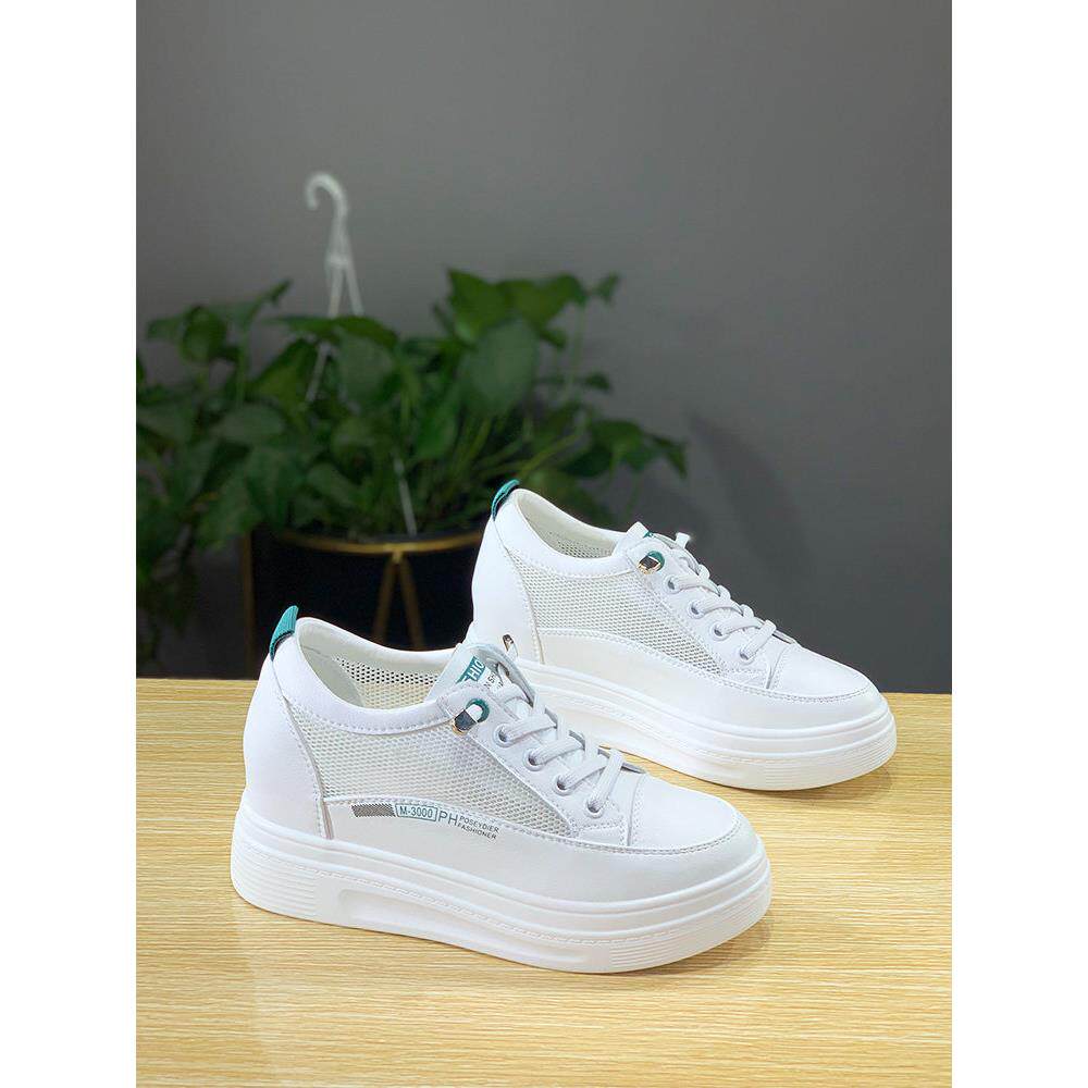 香港内增高真皮小白鞋女鞋2025夏季网面镂空透气厚底小个子松糕鞋