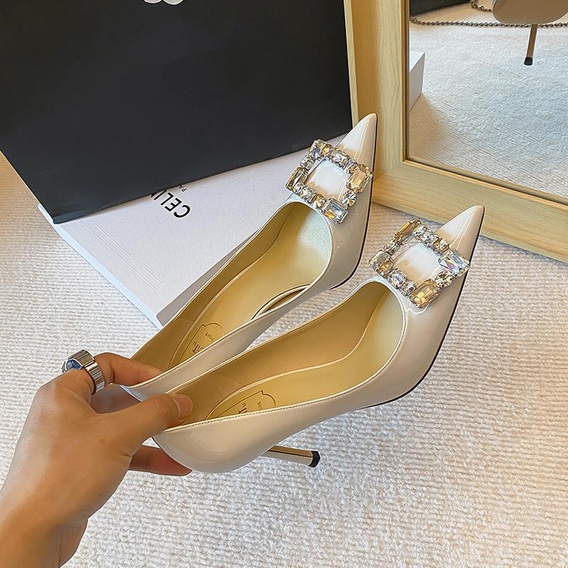 Craes Kally 博主强推!尖头高跟鞋女士漆皮细跟气质百搭单鞋设计