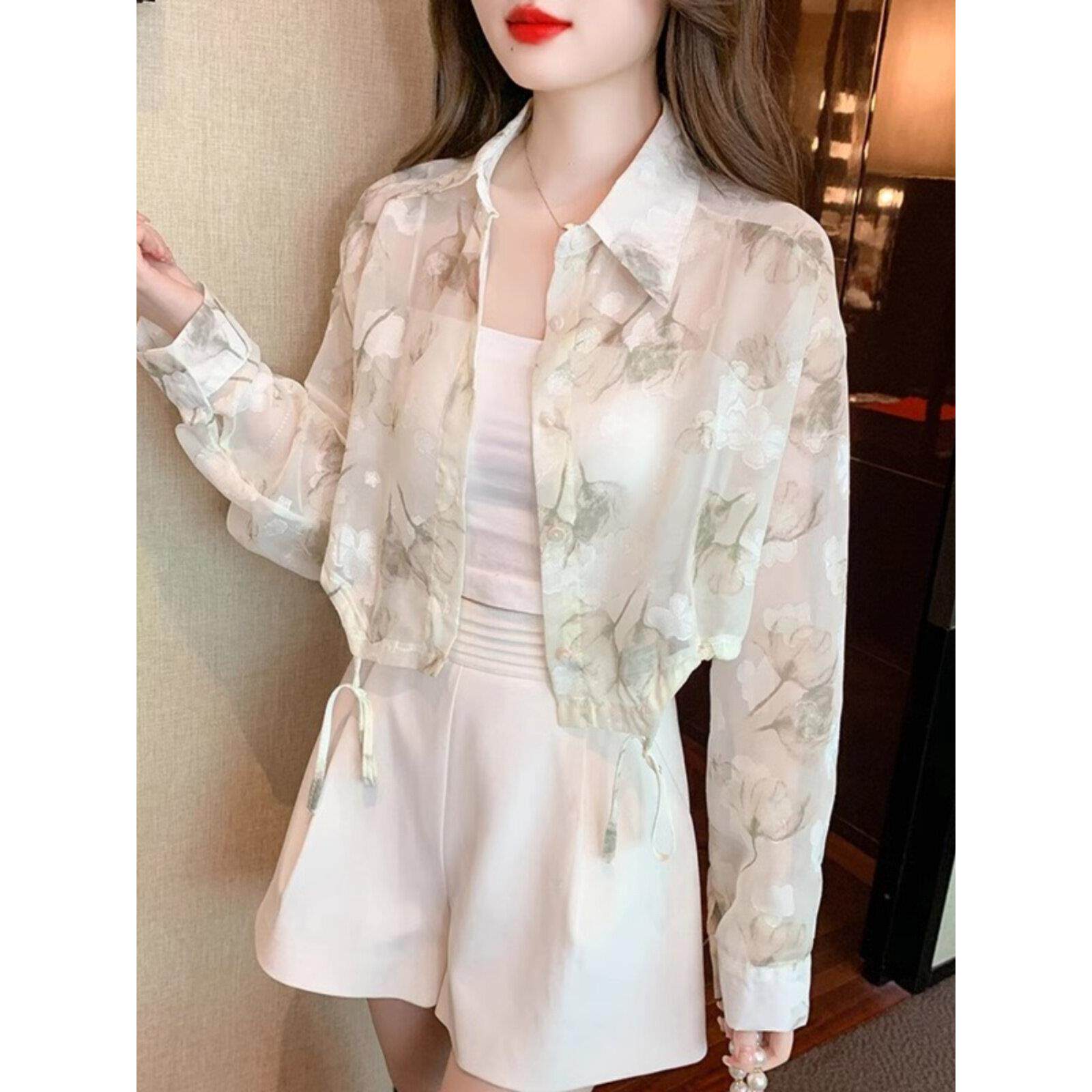 印花防晒衬衫女夏季薄款2025新款设计感小众宽松短款开衫上衣外套
