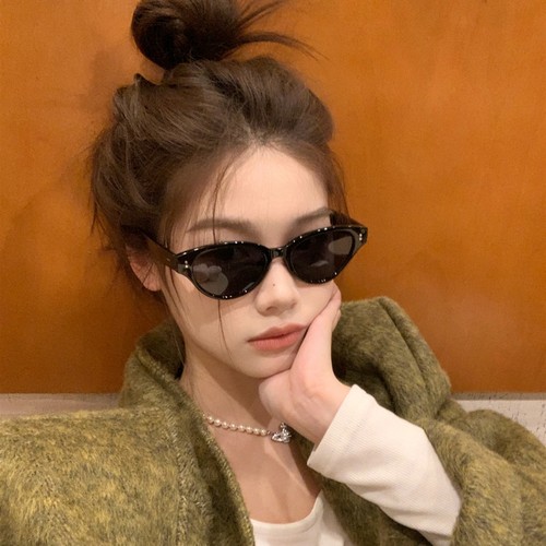 复古猫眼小脸墨镜女高级感ins黑色框防晒太阳眼镜方圆脸神器韩版