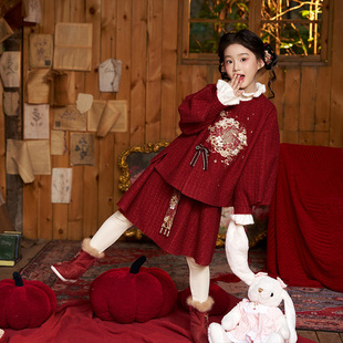 十三余童装【踏梦】2025新款红色刺绣拜年服马年圆领上衣下裙套装