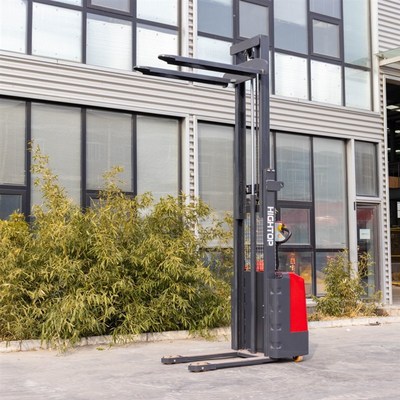 Hightop供应小型站立式液压升降小叉车 1.5吨仓库用叉车 现货供应