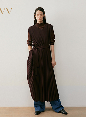 OVV2025秋冬新款鸡心领打褶松紧收腰优雅无袖连衣裙GQLWJ35104A