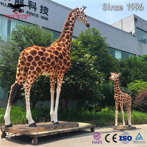大型仿真动物模型制作工厂粘毛的硅胶软体动态长颈鹿模型雕塑摆件