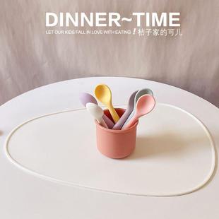 餐垫 学生简约椭圆形水滴状硅胶早餐垫家用隔热防烫宝宝西餐厅欧式