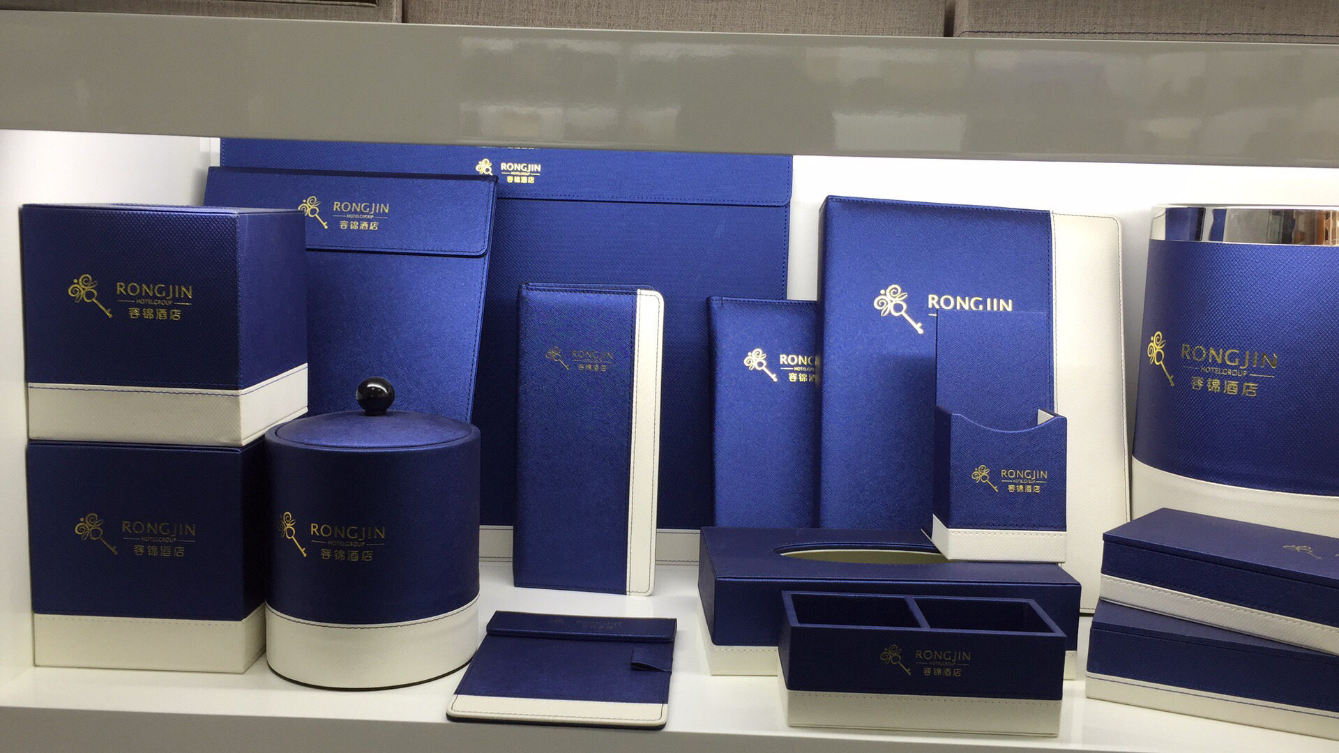 皮质星级高档酒店用品皮具套装客房垃圾桶 酒店皮具套装加印LOGO