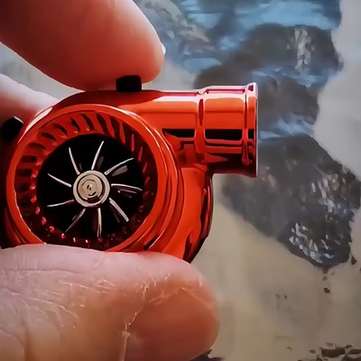 汽车钥匙扣2025年新款男led灯发声涡轮增压包挂件创意电动车饰品